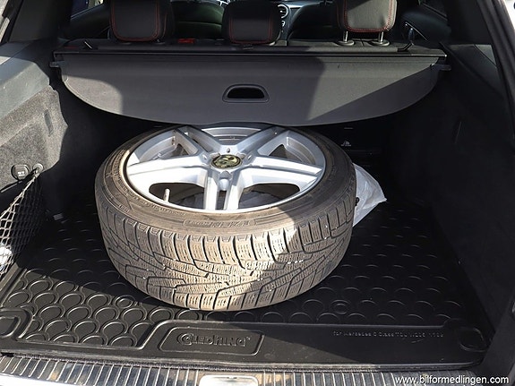 Mercedes-Benz C43 26 of 27