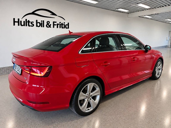 Audi A3 3 of 15