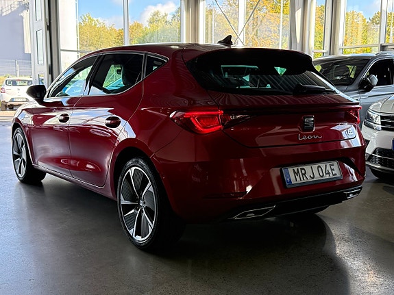 Seat Leon 10 of 27