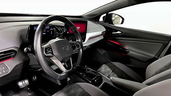 Volkswagen ID.4 7 of 12