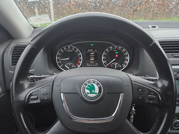 Skoda Octavia Scout 10 of 12