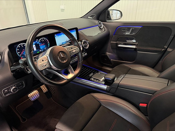 Mercedes-Benz GLA250 e 11 of 24