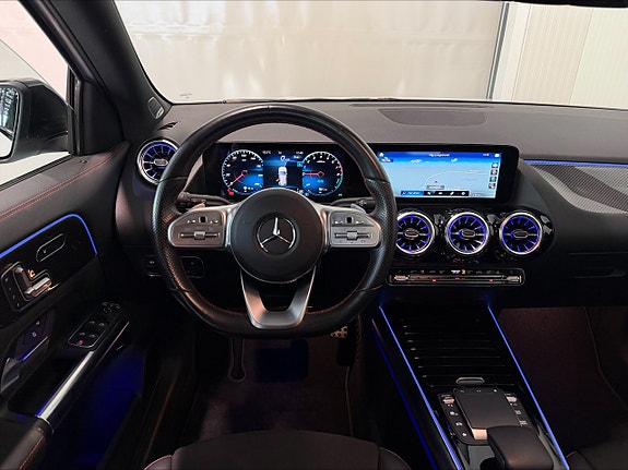 Mercedes-Benz GLA250 e 13 of 24