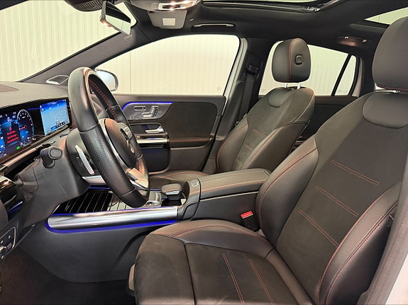 Mercedes-Benz GLA250 e 12 of 24