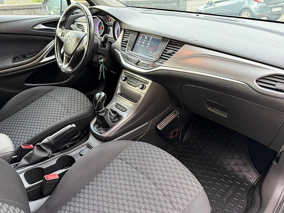 Opel Astra 27 of 30