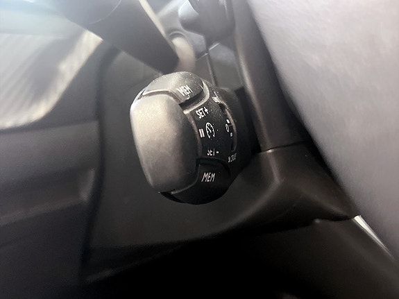 Peugeot 208 8 of 22