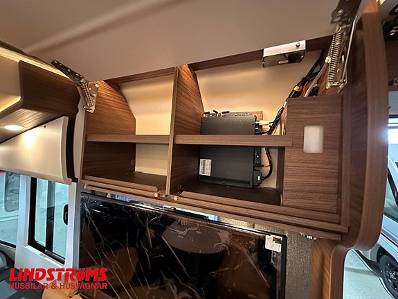 Carthago c-line I 5.9 XL LE (MB) 15 of 27