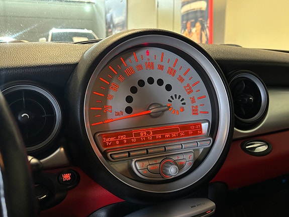 MINI Clubman Cooper S 12 of 19