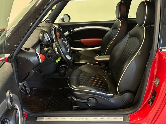 MINI Clubman Cooper S 7 of 19