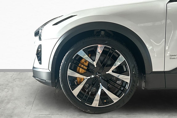 Polestar 3 6 of 30
