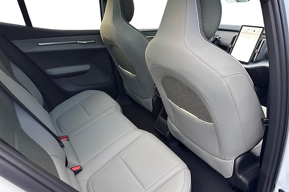 Volvo EX30 10 of 24