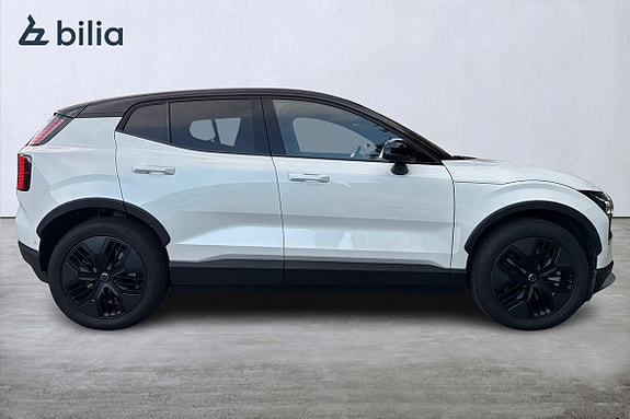 Volvo EX30 18 of 23
