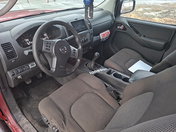 Nissan Navara 7 of 12