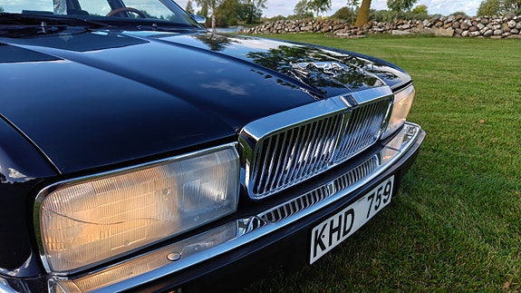 Daimler XJ 12 of 12
