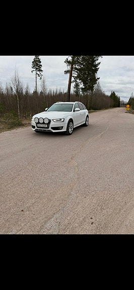 Audi A4 allroad 2 of 6