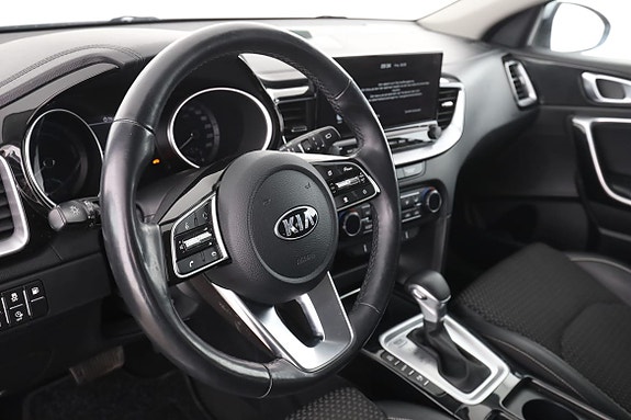 Kia Ceed 12 of 30
