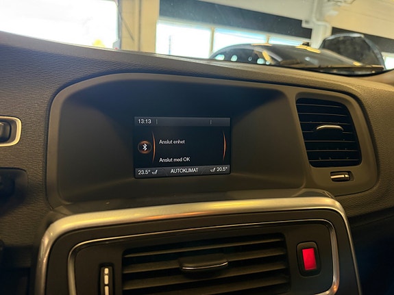 Volvo V60 17 of 22