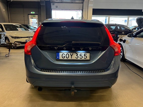Volvo V60 7 of 22