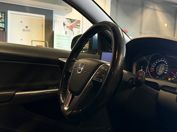 Volvo V60 19 of 22