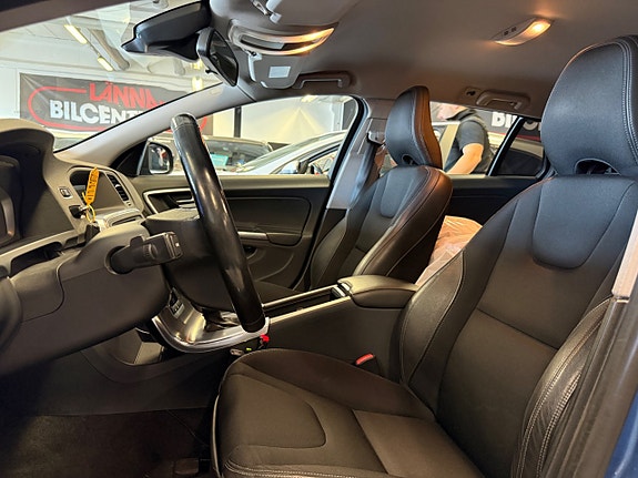 Volvo V60 15 of 22