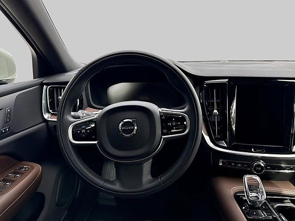 Volvo S60 9 of 14
