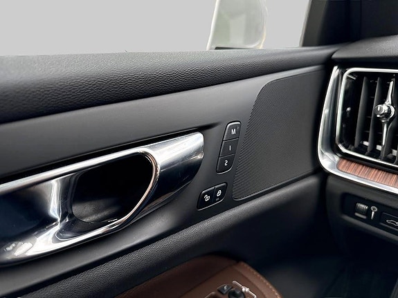 Volvo S60 14 of 14