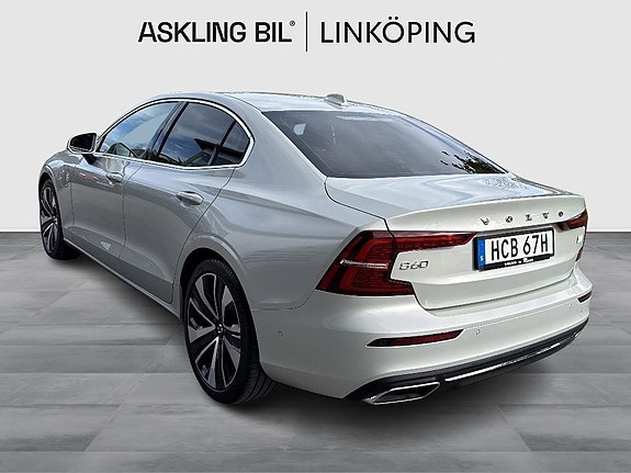 Volvo S60 2 of 14
