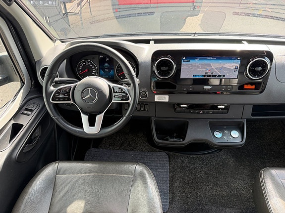 Hymer ML-T 580 Mercedes 200HK Automat! Långbädd! Luftfjädring! 200Ah litium! Solcell med kabel! Läderklädsel! 6,98m! 3 of 20