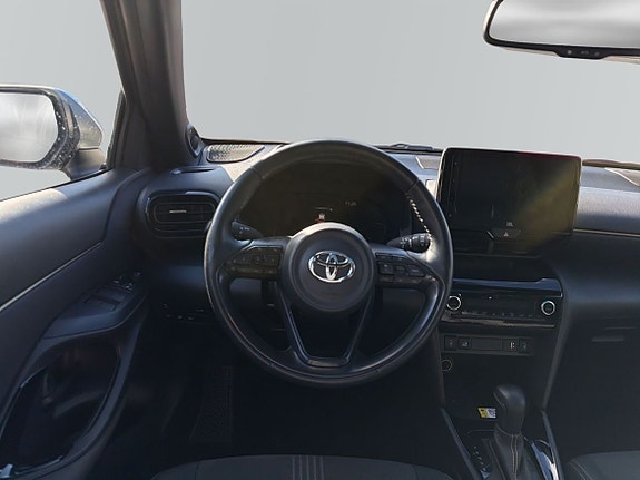 Toyota Yaris Cross 10 of 11