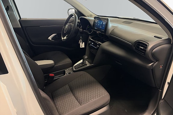 Toyota Yaris Cross 6 of 10