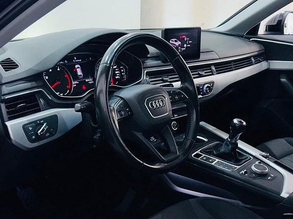 Audi A4 11 of 24