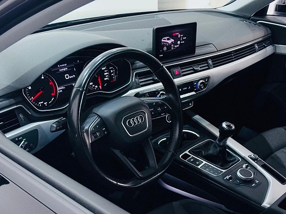 Audi A4 10 of 24