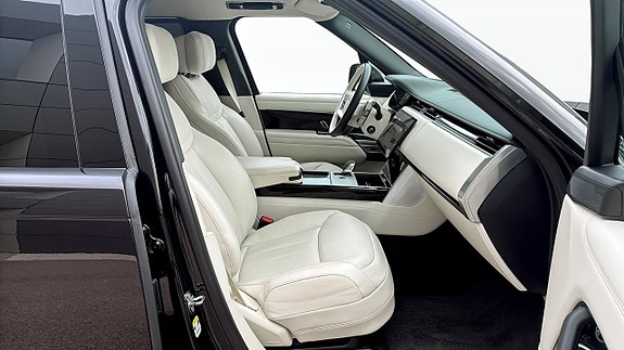 Land Rover Range Rover 3 of 9