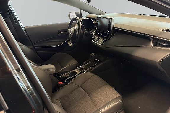 Toyota Corolla 6 of 10