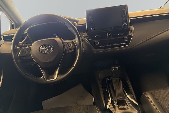 Toyota Corolla 8 of 10