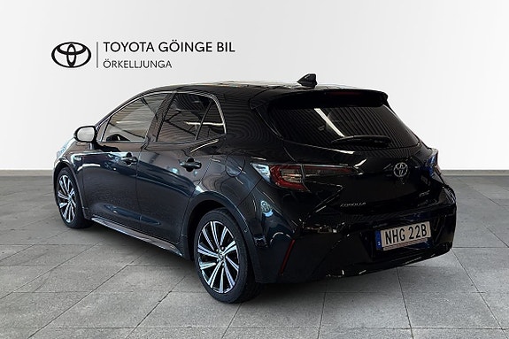 Toyota Corolla 2 of 10