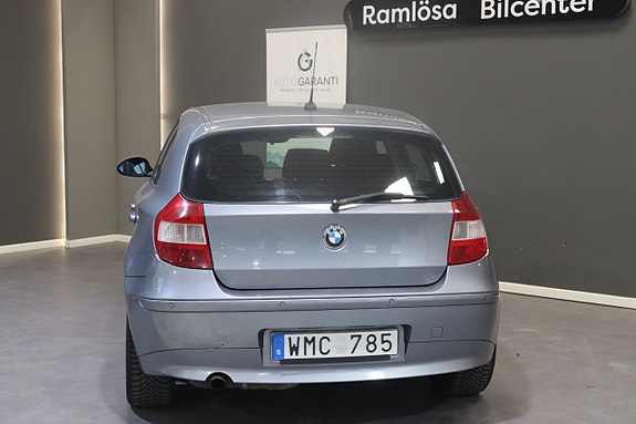 BMW 116i 9 of 14