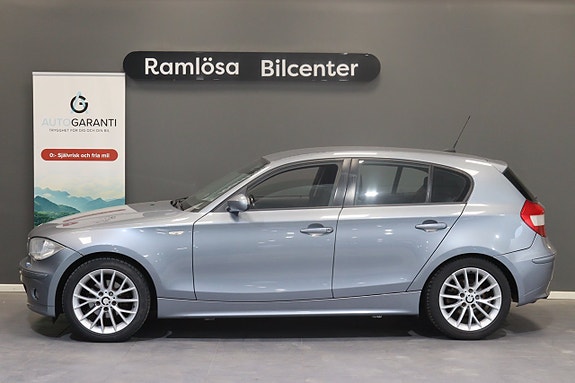 BMW 116i 2 of 14