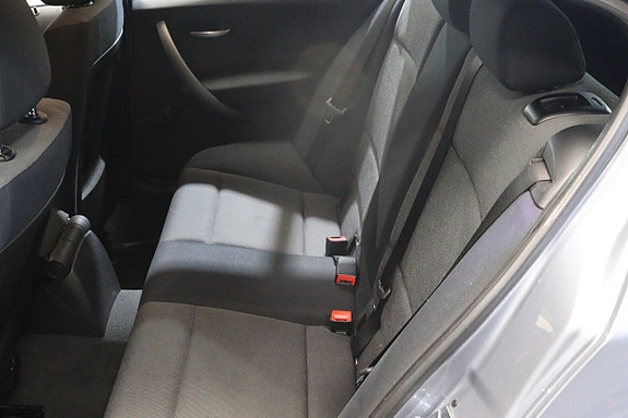 BMW 116i 12 of 14
