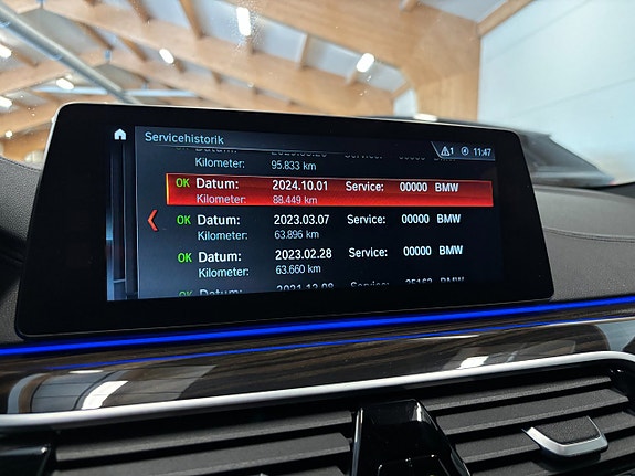 BMW M550i 21 of 30