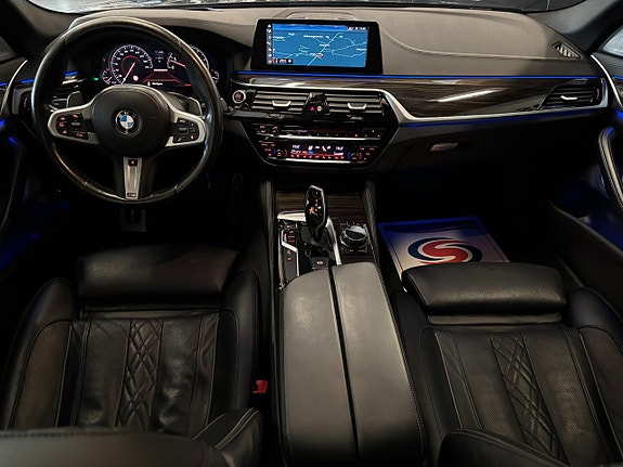 BMW M550i 26 of 30