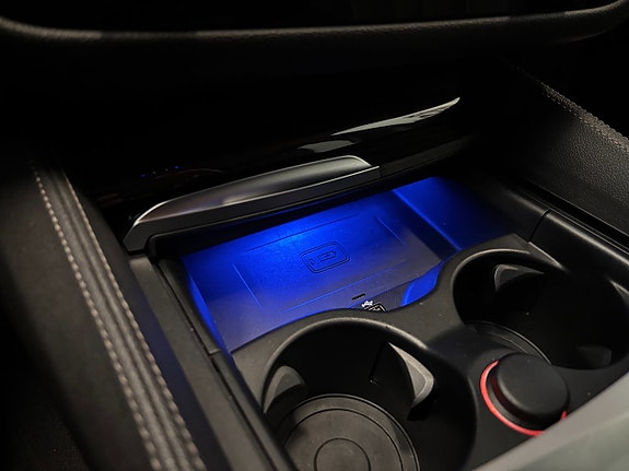 BMW M550i 15 of 30