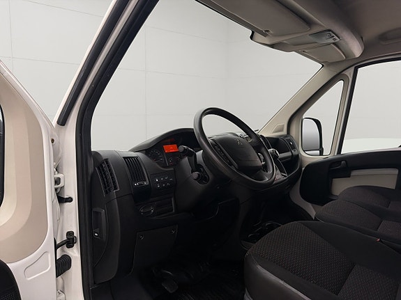 Peugeot Boxer 15 of 29