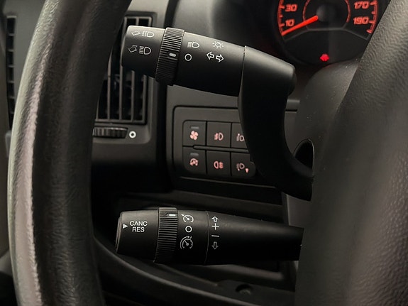 Peugeot Boxer 17 of 29