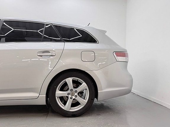Toyota Avensis 20 of 23