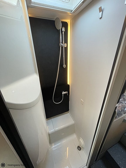Adria Compact Supreme DL | TRUMA D6E | FACE-TO-FACE SOFFA | 17 of 24