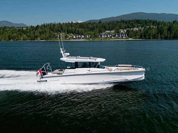 Axopar 29 Cross Cabin Mercury V8 300hk Höstkampanj 4 of 10
