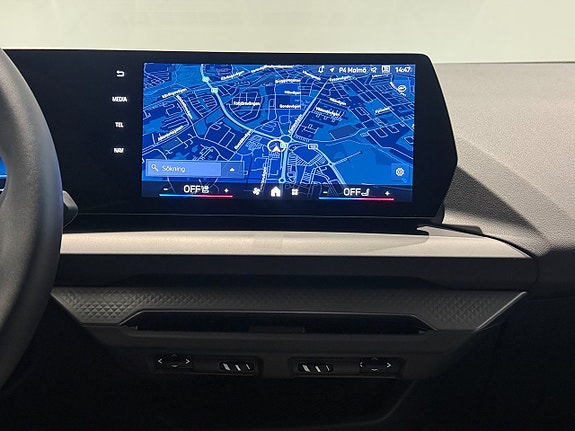 BMW 120 15 of 18
