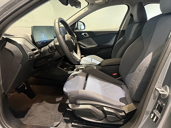 BMW 120 10 of 18