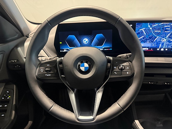 BMW 120 13 of 18